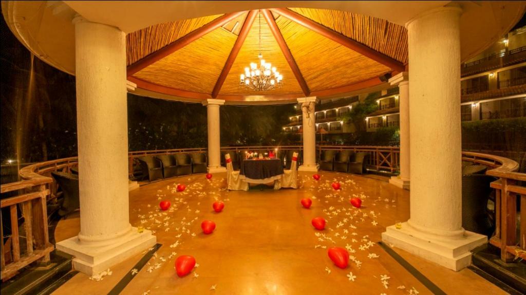 Ocean Spray Otel Kālapettai Dış mekan fotoğraf