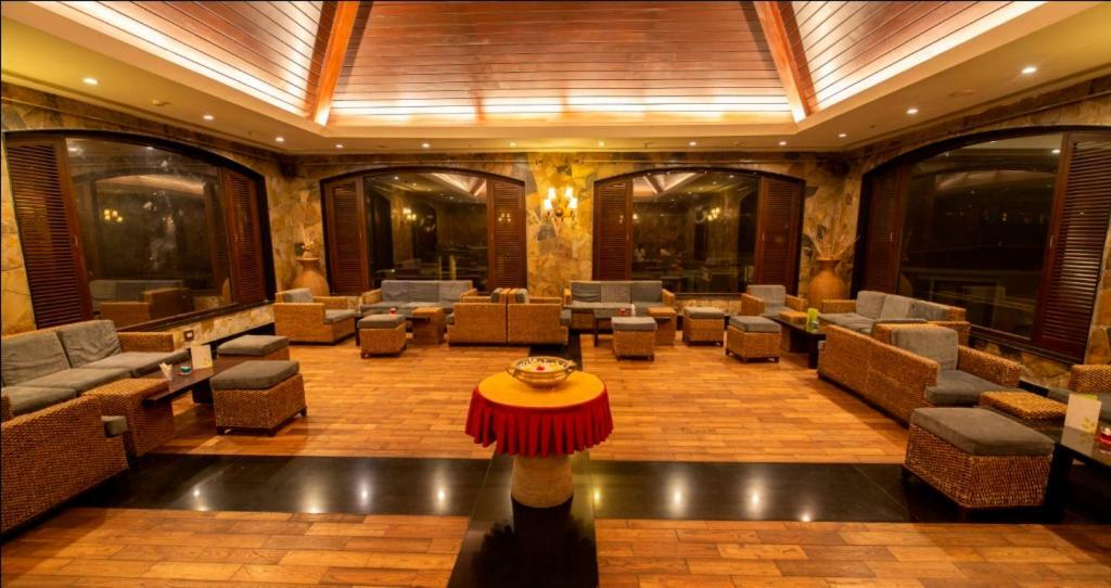 Ocean Spray Otel Kālapettai Dış mekan fotoğraf