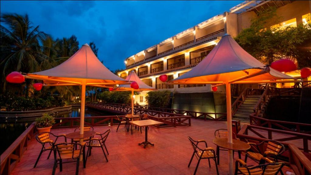 Ocean Spray Otel Kālapettai Dış mekan fotoğraf