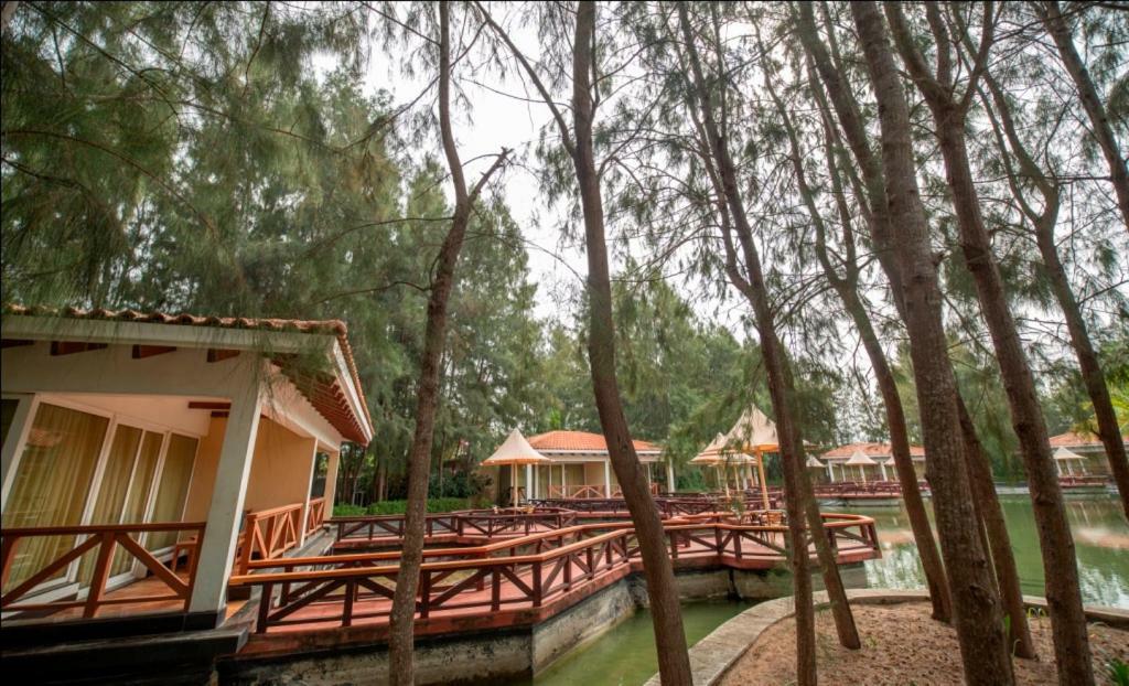 Ocean Spray Otel Kālapettai Dış mekan fotoğraf